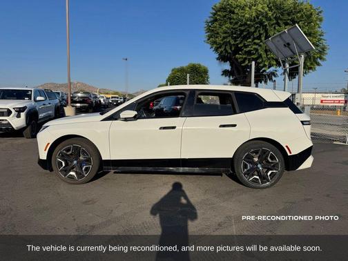 Alpine White 2025 BMW iX xDrive50