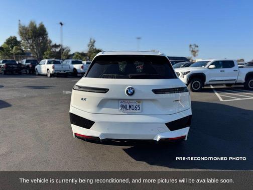 Alpine White 2025 BMW iX xDrive50