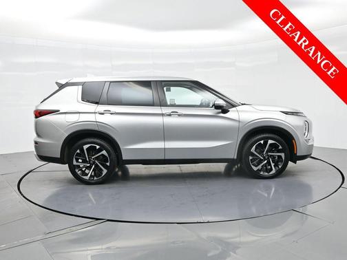 2023 Mitsubishi Outlander SE Special Edition 2WD