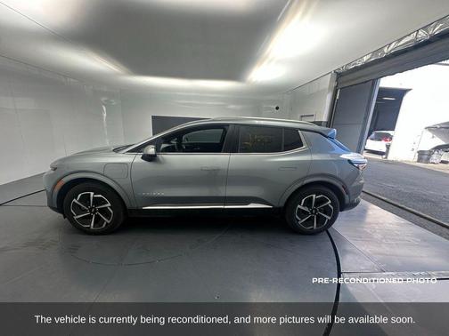 2025 Chevrolet Equinox EV LT