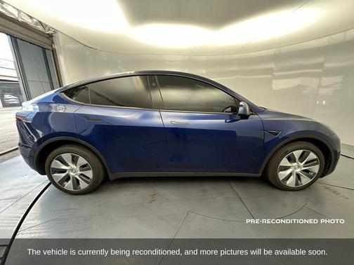 2024 Tesla Model Y Long Range Dual Motor All-Wheel Drive