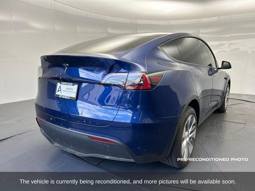 2024 Tesla Model Y Long Range Dual Motor All-Wheel Drive