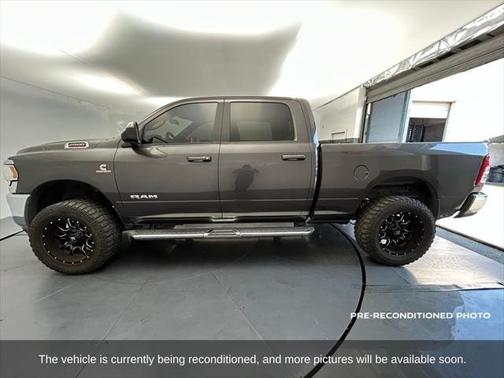 2021 RAM 2500 Big Horn Crew Cab 4x4 6'4' Box