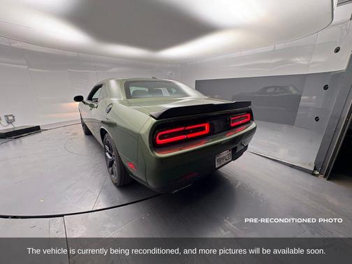 2022 Dodge Challenger SXT