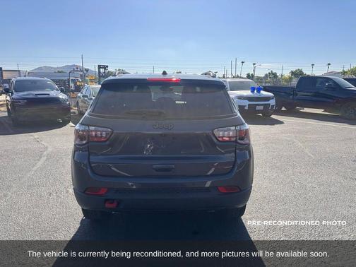 Baltic Gray Metallic Clearcoat 2024 Jeep Compass Trailhawk