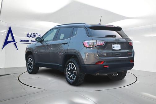 Baltic Gray Metallic Clearcoat 2024 Jeep Compass Trailhawk
