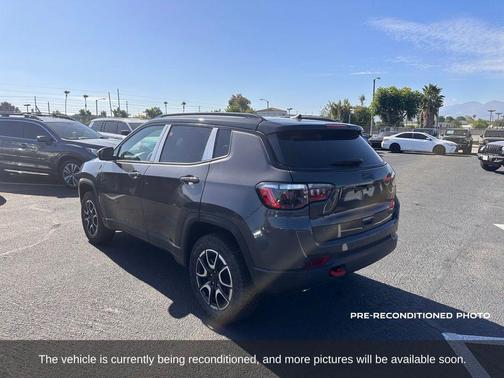 Baltic Gray Metallic Clearcoat 2024 Jeep Compass Trailhawk