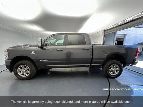 2024 RAM 2500 Laramie Crew Cab 4x4 6'4' Box