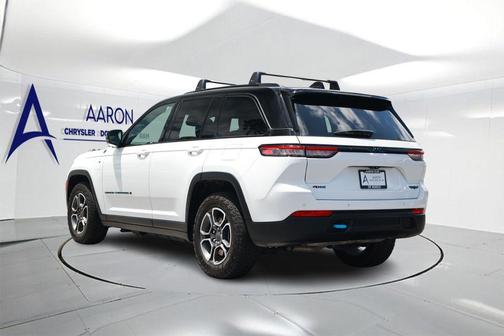 Bright White Clearcoat 2022 Jeep Grand Cherokee 4xe Trailhawk