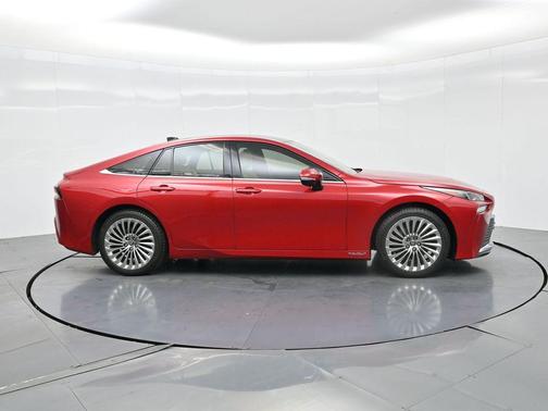 2021 Toyota Mirai Base