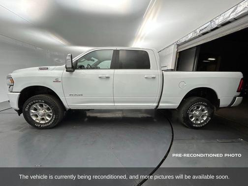 2024 RAM 2500 Laramie Crew Cab 4x4 6'4' Box