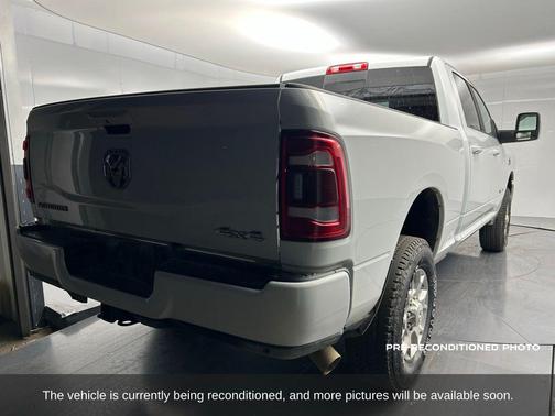 2024 RAM 2500 Laramie Crew Cab 4x4 6'4' Box