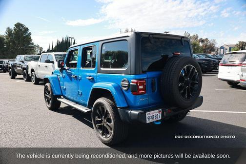 Hydro Blue Pearlcoat 2023 Jeep Wrangler 4xe Sahara