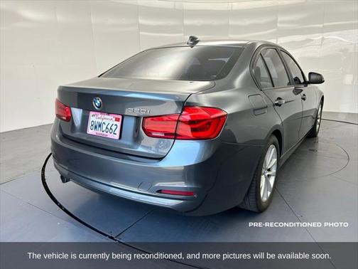 2018 BMW 320 i