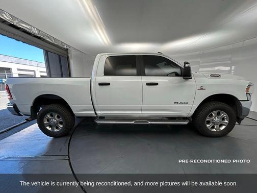 2024 RAM 2500 Big Horn Crew Cab 4x4 6'4' Box