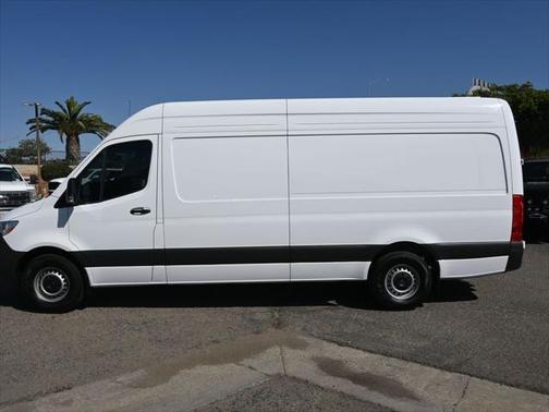 2024 Mercedes-Benz Sprinter 2500 High Roof