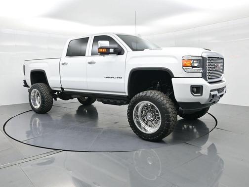 2017 GMC Sierra 2500 Denali