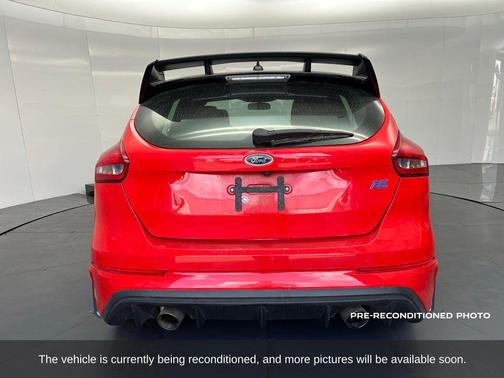 2018 Ford Focus RS Base