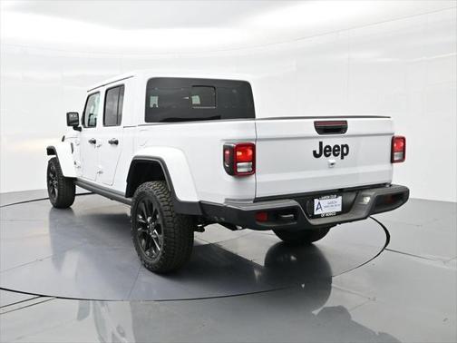 2025 Jeep Gladiator Nighthawk