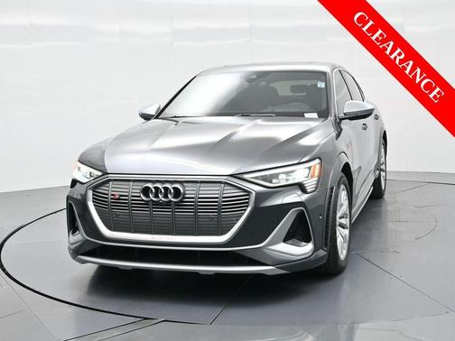 2022 Audi e-tron S Prestige