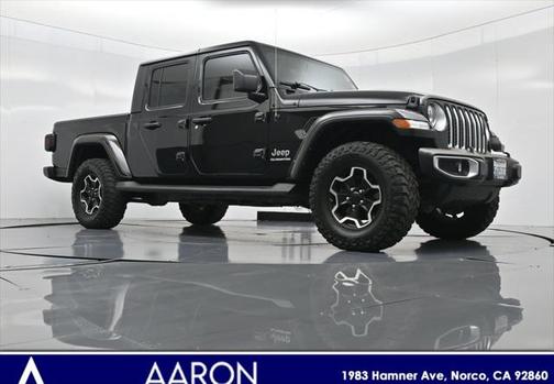 2022 Jeep Gladiator Overland