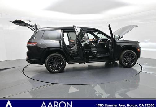 2025 Jeep Grand Cherokee L Summit Reserve