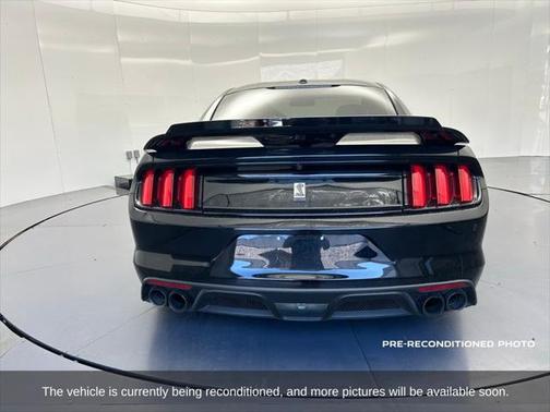 2018 Ford Shelby GT350 Base