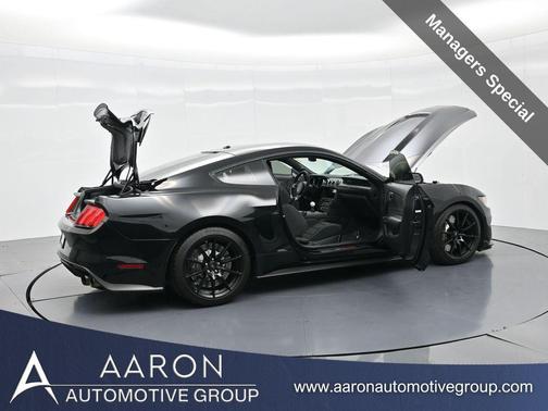 2018 Ford Shelby GT350 Base