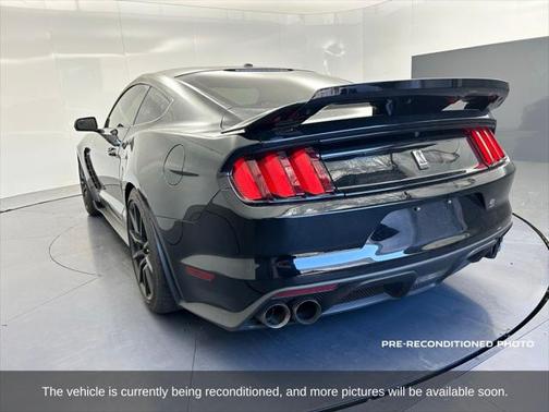 2018 Ford Shelby GT350 Base