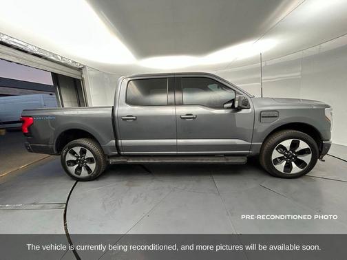 2023 Ford F-150 Lightning Platinum