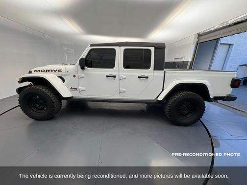 2023 Jeep Gladiator Mojave 4x4
