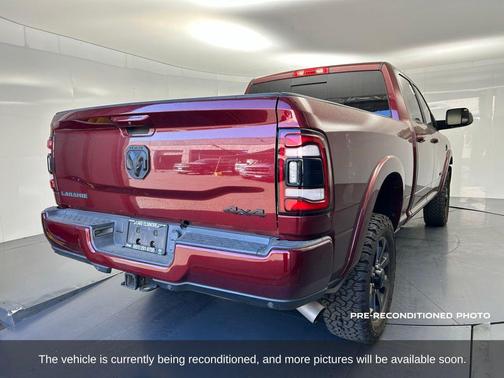 2022 RAM 2500 Laramie Crew Cab 4x4 6'4' Box