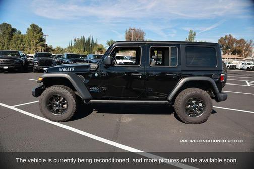 2025 Jeep Wrangler 4xe Willys