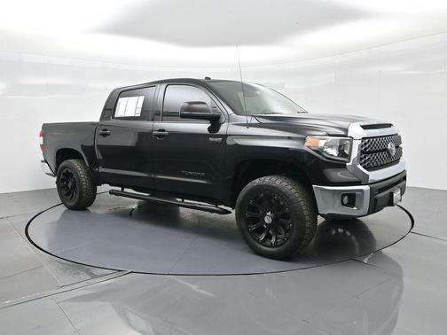 2018 Toyota Tundra SR5