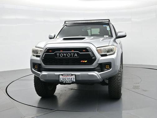 2016 Toyota Tacoma TRD Sport