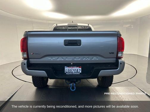 2016 Toyota Tacoma TRD Sport