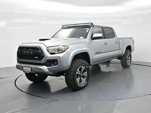 2016 Toyota Tacoma TRD Sport