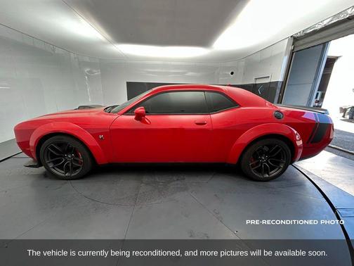 2022 Dodge Challenger R/T Scat Pack Widebody