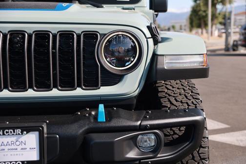 Earl Clearcoat 2024 Jeep Wrangler 4xe Rubicon X