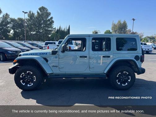 Earl Clearcoat 2024 Jeep Wrangler 4xe Rubicon X