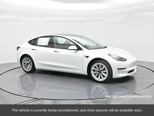 2022 Tesla Model 3 Long Range