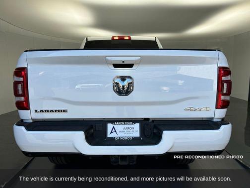2024 RAM 2500 Laramie Crew Cab 4x4 6'4' Box