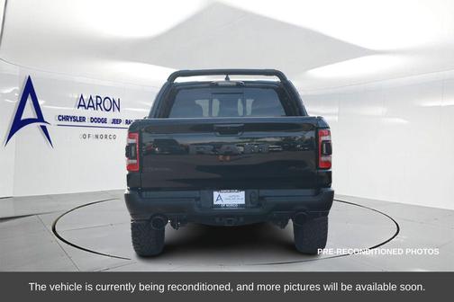 Diamond Black Crystal Pearlcoat 2022 RAM 1500 Rebel