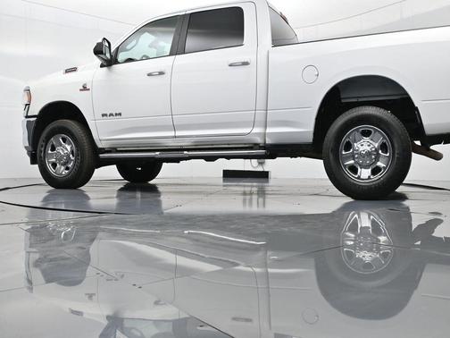 2021 RAM 3500 Big Horn Crew Cab 4x4 6'4' Box