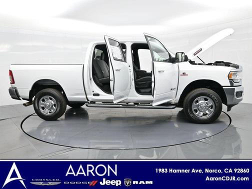 2021 RAM 3500 Big Horn Crew Cab 4x4 6'4' Box