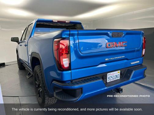 2022 GMC Sierra 1500 Elevation