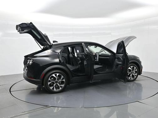 2024 Ford Mustang Mach-E Select