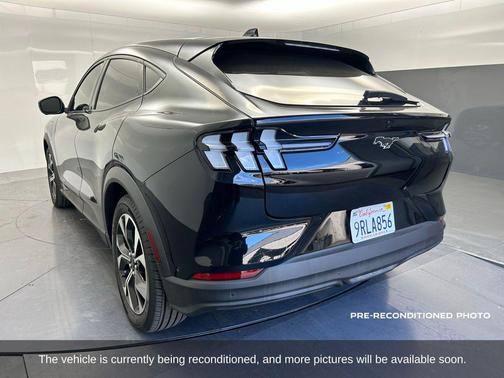 2024 Ford Mustang Mach-E Select