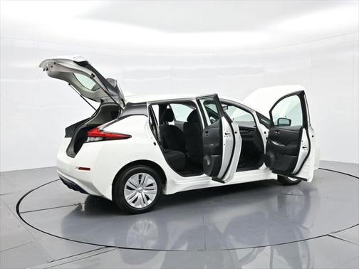 2022 Nissan Leaf S 40 kWh