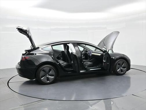 2019 Tesla Model 3 Mid Range